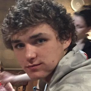 Meet your Posher, Joni